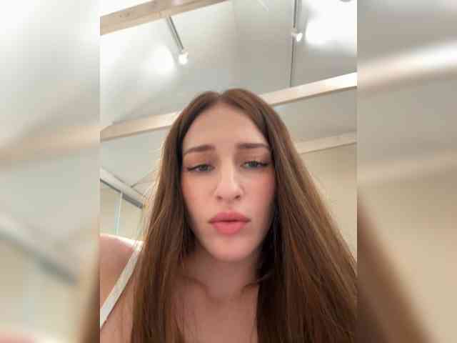 ArinaSmile Live Webcam on BongaCams