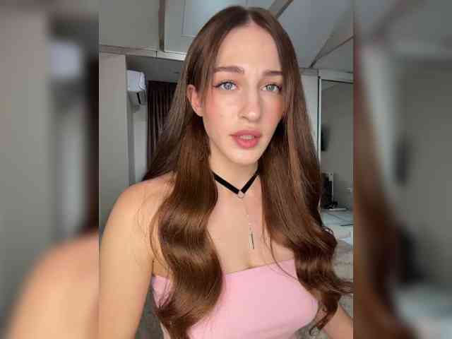 VictoriaBix webcam