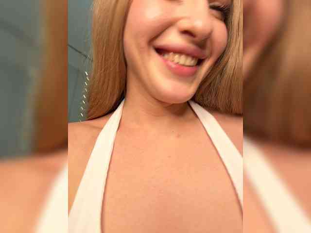 VictoriaBix webcam