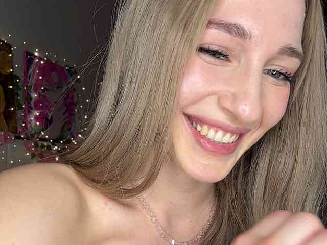 VictoriaBix webcam