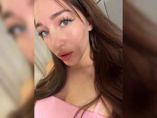 VictoriaBix webcam