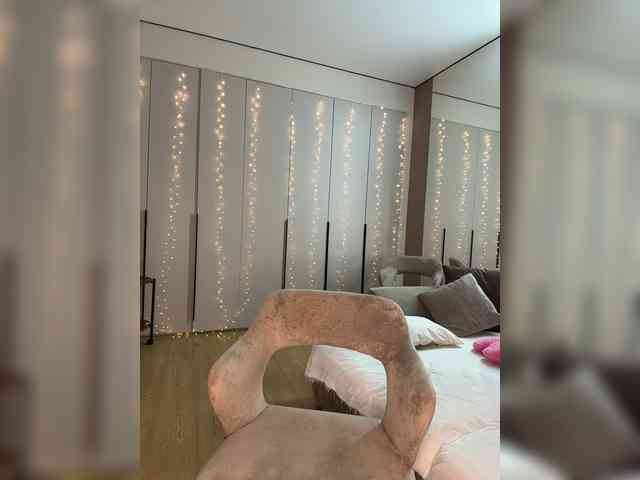 VictoriaBix webcam