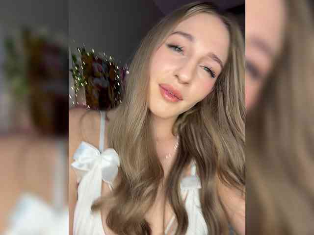 VictoriaBix webcam