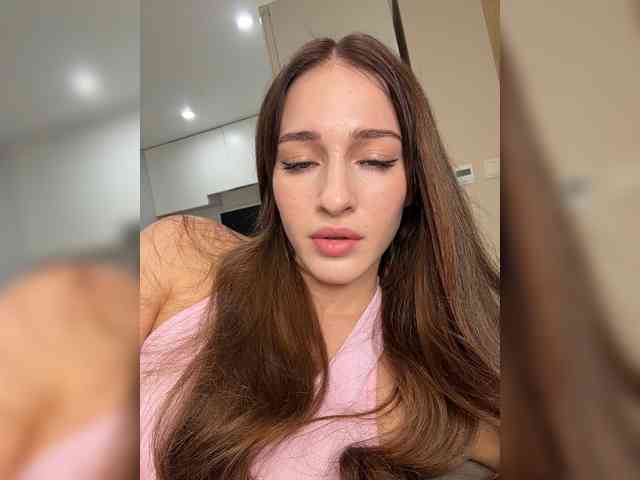 VictoriaBix webcam