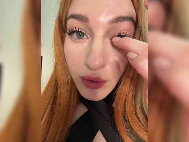 VictoriaBix webcam