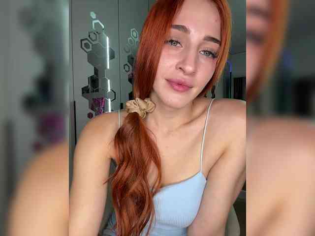 VictoriaBix webcam