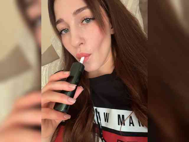 VictoriaBix webcam