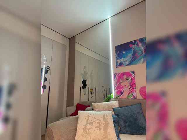 VictoriaBix webcam