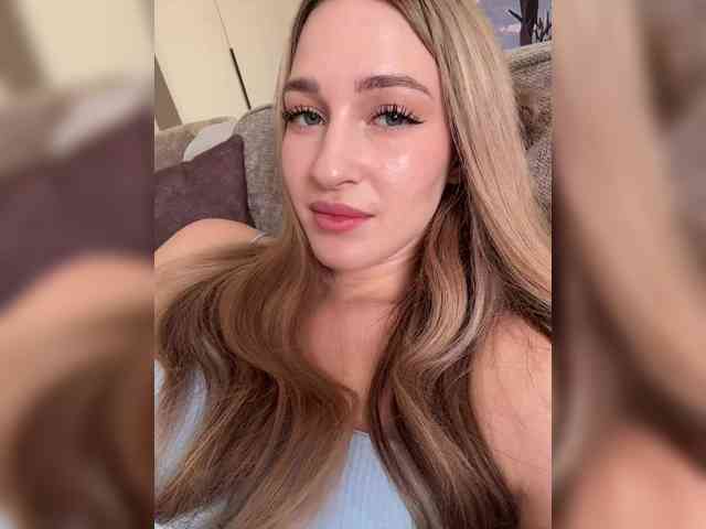 VictoriaBix webcam