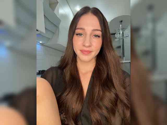 VictoriaBix webcam