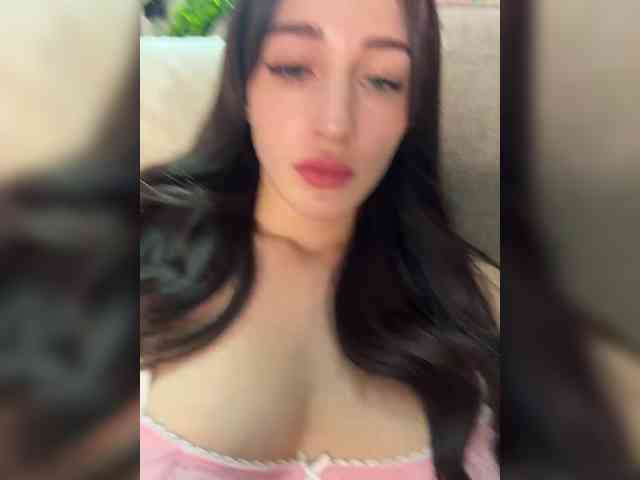VictoriaBix webcam
