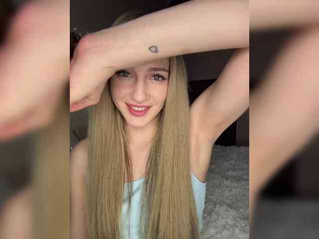 VictoriaBix webcam