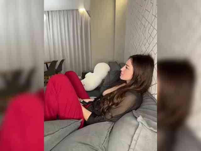 VictoriaBix webcam