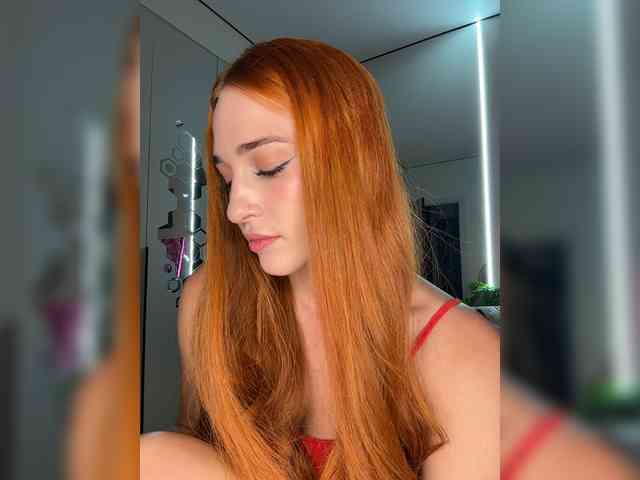VictoriaBix webcam