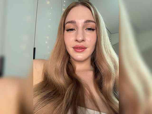 VictoriaBix webcam