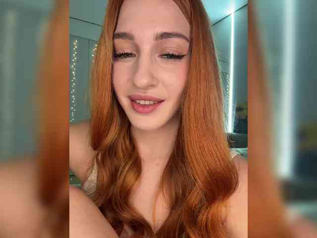 VictoriaBix webcam