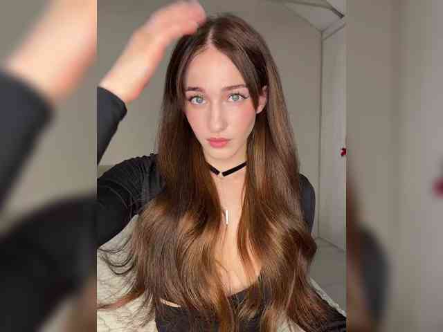 VictoriaBix webcam