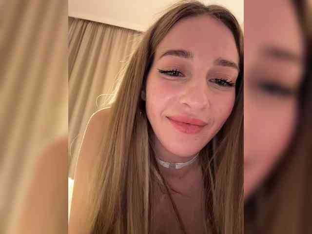 VictoriaBix webcam