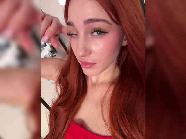 VictoriaBix webcam