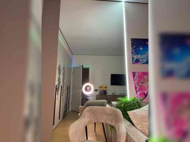 VictoriaBix webcam