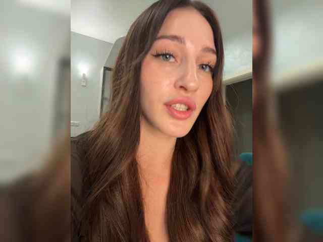 VictoriaBix webcam