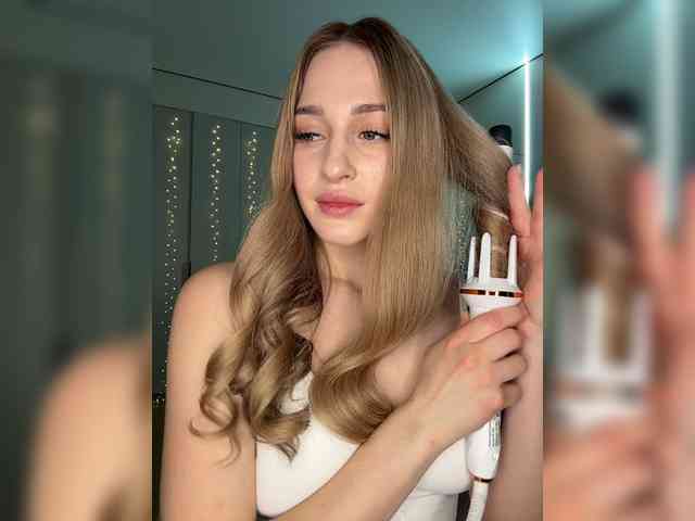 VictoriaBix webcam