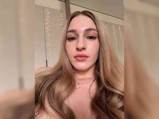 VictoriaBix webcam