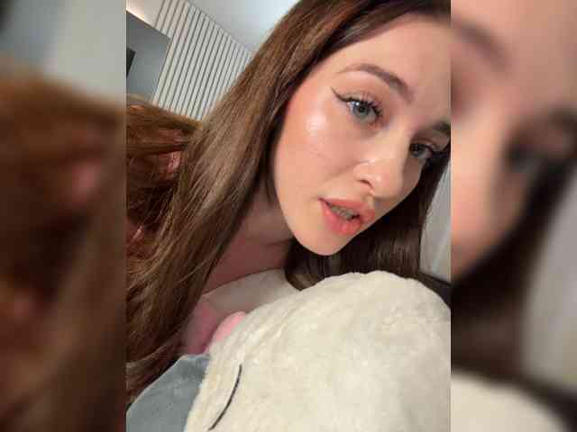 VictoriaBix webcam