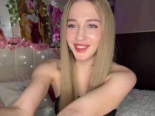 VictoriaBix webcam
