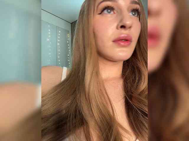 VictoriaBix webcam