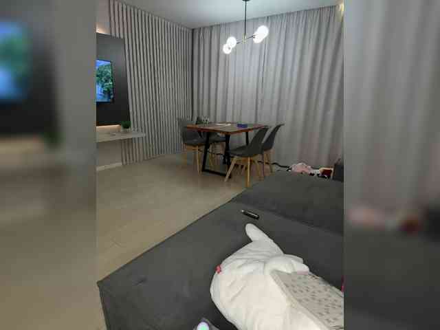 VictoriaBix webcam