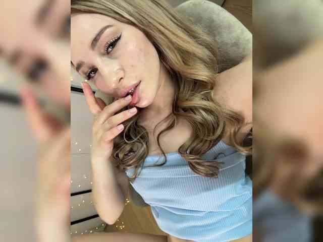 VictoriaBix webcam