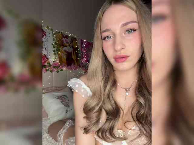 VictoriaBix webcam