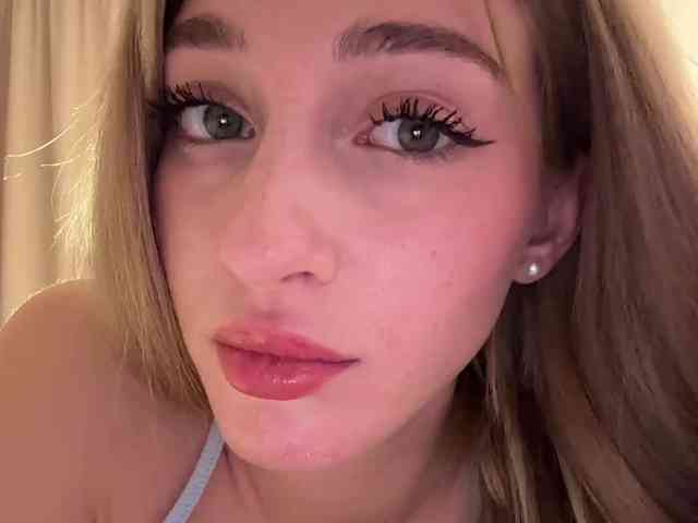 VictoriaBix webcam