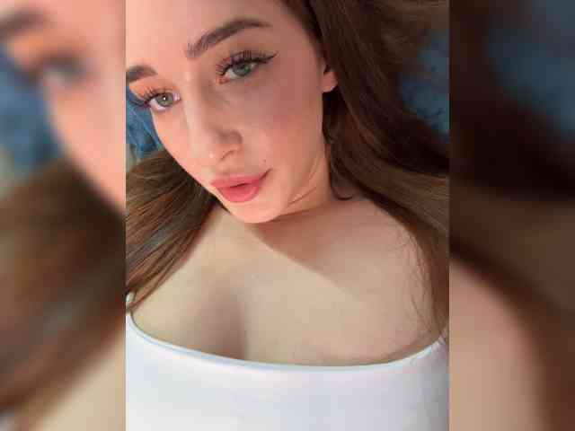 VictoriaBix webcam