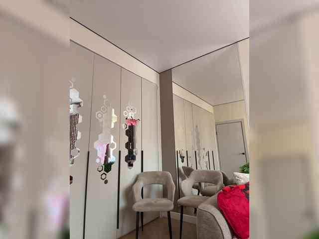 VictoriaBix webcam
