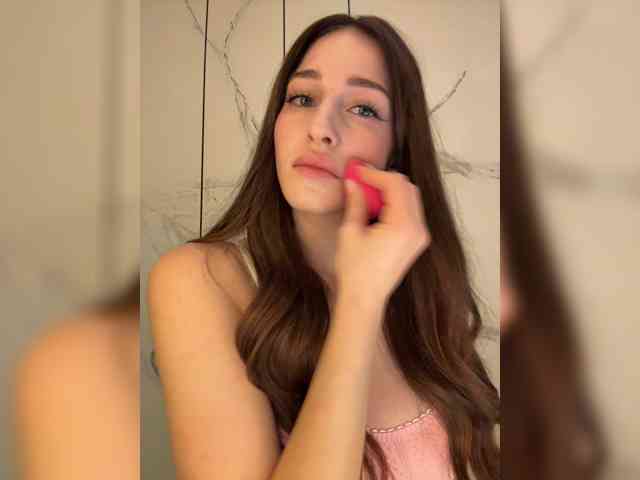 VictoriaBix webcam