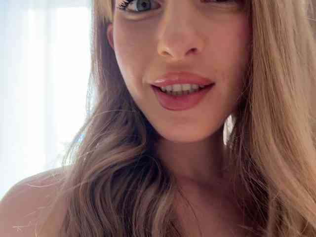 VictoriaBix webcam