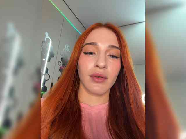 VictoriaBix webcam