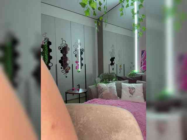 ArinaSmile Sex Cam Show