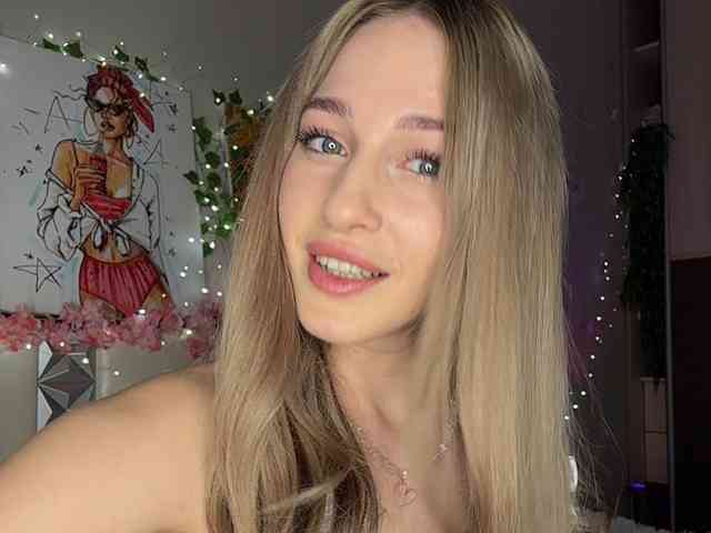 VictoriaBix webcam