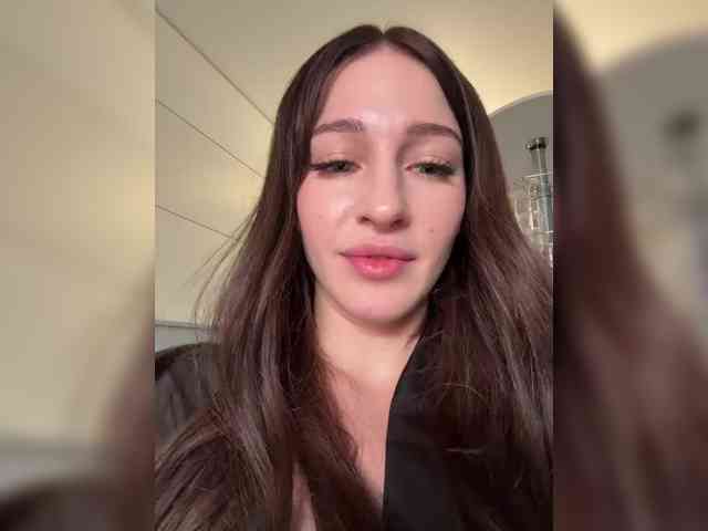 VictoriaBix webcam
