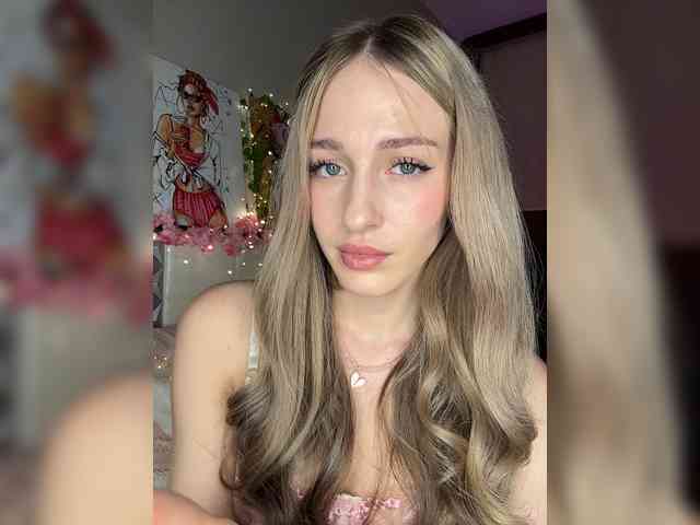VictoriaBix webcam