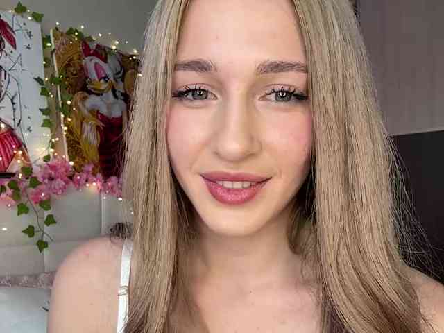 VictoriaBix webcam