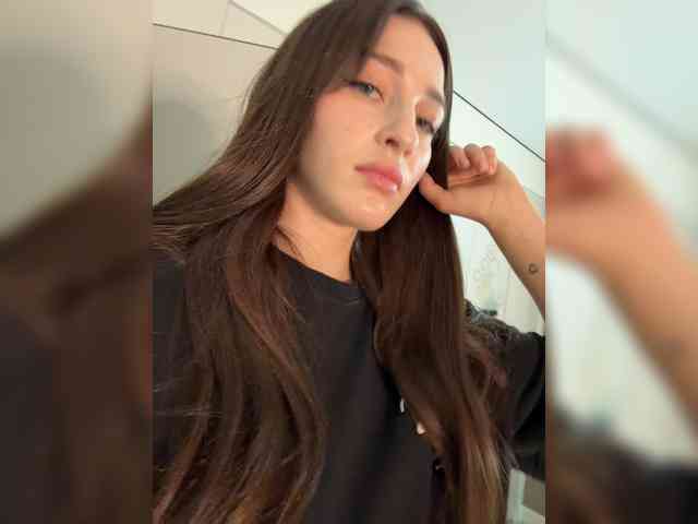 VictoriaBix webcam
