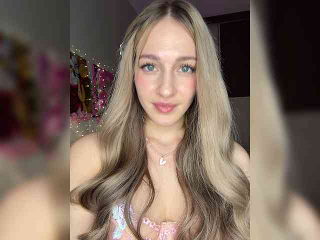 VictoriaBix webcam