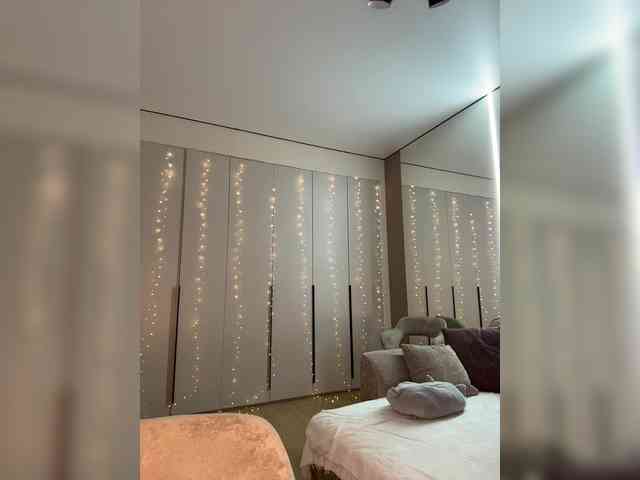 VictoriaBix webcam