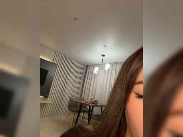 VictoriaBix webcam