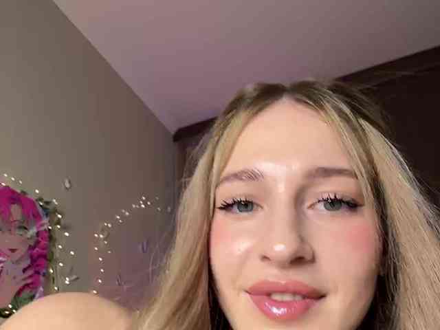 VictoriaBix webcam