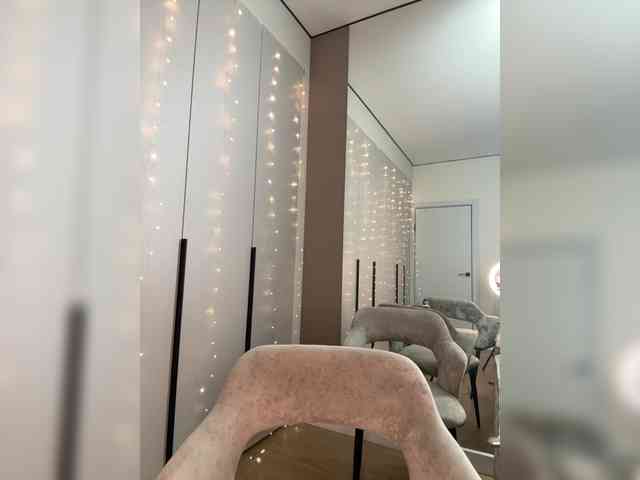VictoriaBix webcam